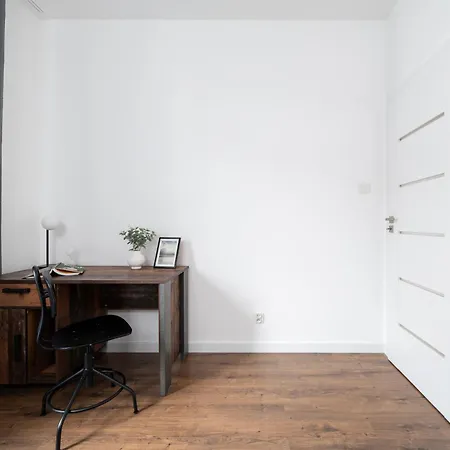 Manufaktura - Industrial Z Parkingiem I Dwoma Lazienkami Łódź