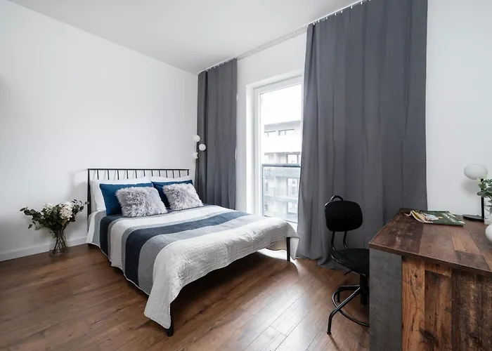 Manufaktura - Industrial Z Parkingiem I Dwoma Lazienkami *