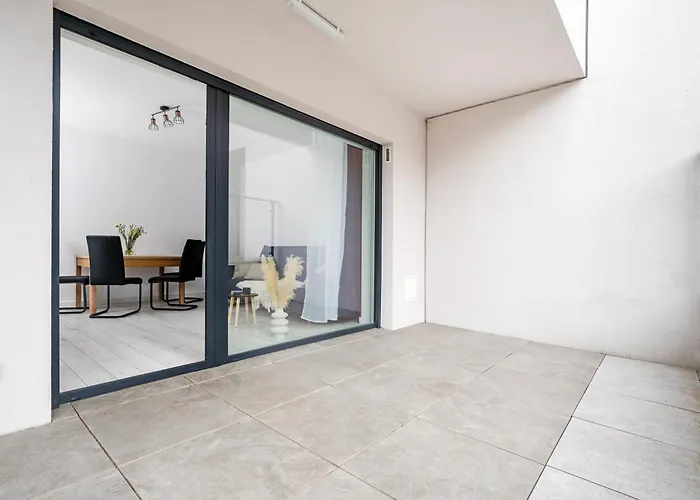 Manufaktura - Industrial Z Parkingiem I Dwoma Lazienkami Lägenhet Łódź