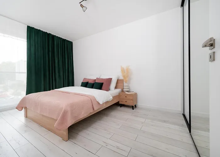 شقة Manufaktura - Industrial Z Parkingiem I Dwoma Lazienkami *