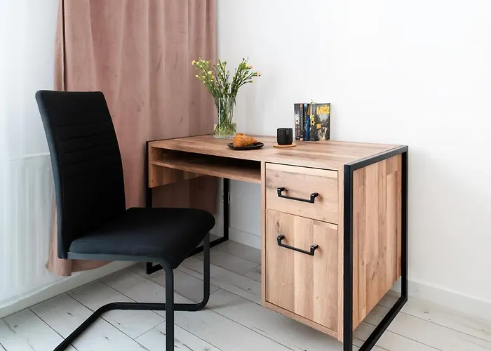 Manufaktura - Industrial Z Parkingiem I Dwoma Lazienkami *