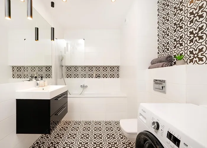 Manufaktura - Industrial Z Parkingiem I Dwoma Lazienkami Lägenhet