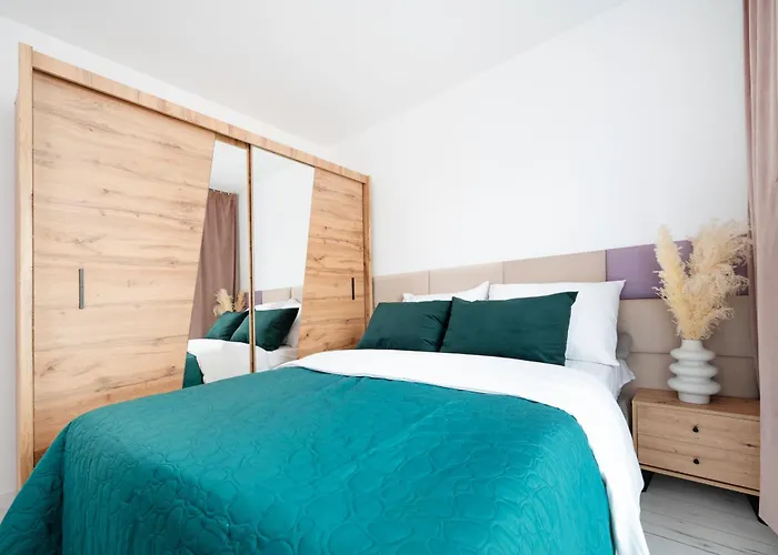 Lägenhet Manufaktura - Industrial Z Parkingiem I Dwoma Lazienkami