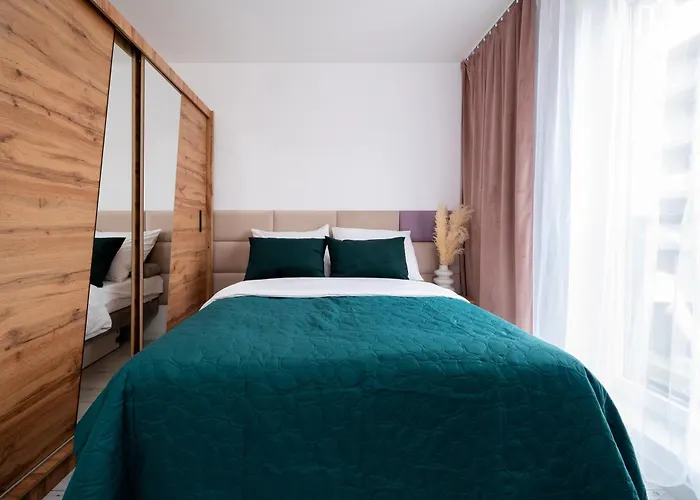 Manufaktura - Industrial Z Parkingiem I Dwoma Lazienkami *